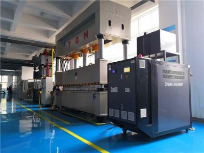 碳纖維復(fù)合材料成型工藝，記得收藏「歐能機械」